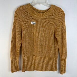 Universal thread small 17 P2P stretch 23 length. Great preowned condition brown
